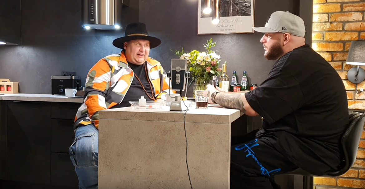 Kasta chciałby nagrać z Bedoesem. Opowiada też jak odmówił mu Quebo