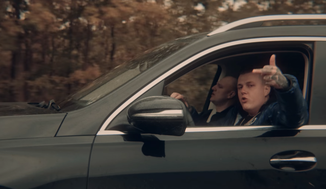 Szpaku w singlu Karwana: „2k21 będzie dla mnie jak beef dla Białasa”