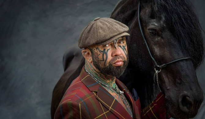 Różal ponownie o Popku: „To jest zjeb**y zoofil z kategorii p***fil i c**l”