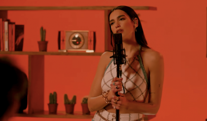 Dua Lipa wystąpiła w domowej wersji Tiny Desk Concert