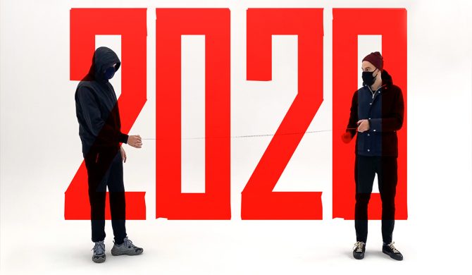 Fisz „żegna 2020 środkowym palcem”