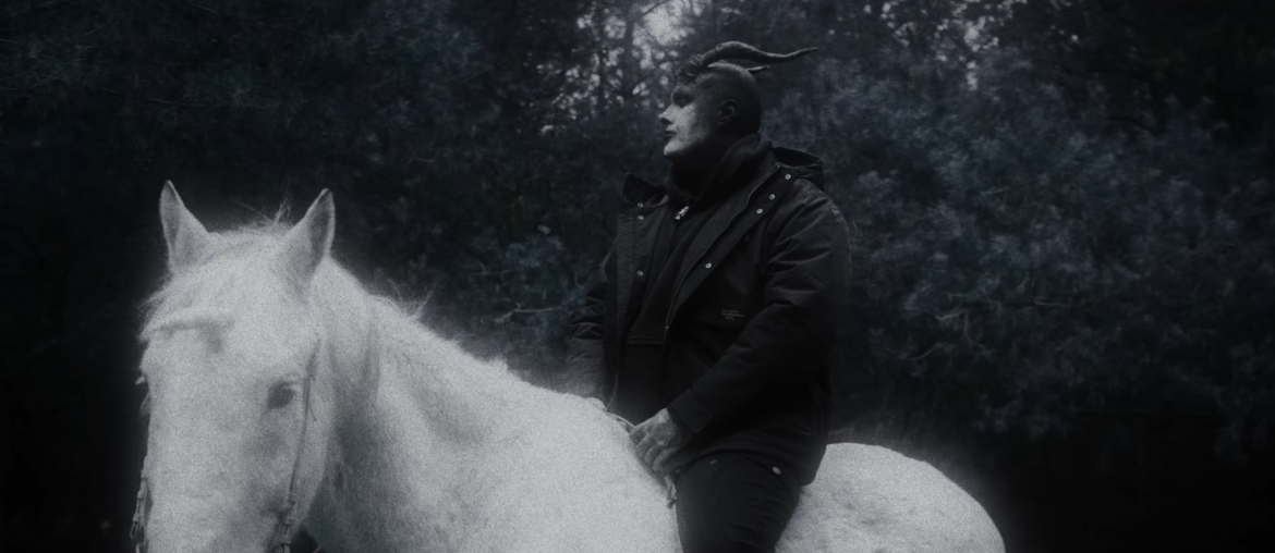 Szpaku zamieścił słowa fana w emocjonalny singlu z „Różowej pantery”