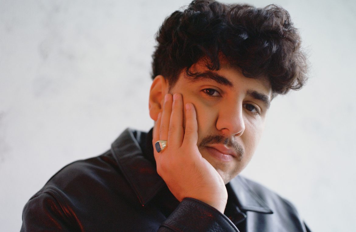 Kamil Hussein: kiedyś pracował jako kierowca Ubera, teraz debiutuje singlem