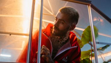 Quebonafide rozważał udział we freak fightach. Raper zdradza, jaki miał pomysł na swoją walkę