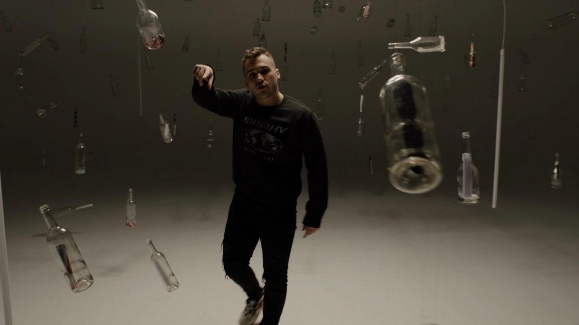 Filipek: „Zarobiłem tyle siana nagle w ciągu paru miechów, że się poczułem jak hustler”