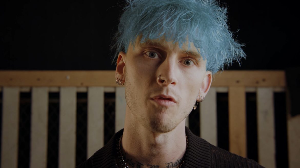 Machine Gun Kelly znów rapuje i w nowym singlu łączy siły z gwiazdą YouTube’a
