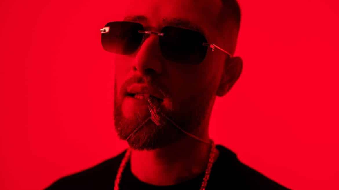 Malik Montana wprowadza na scenę nowego gracza. Sprawdźcie singiel „Cargo”