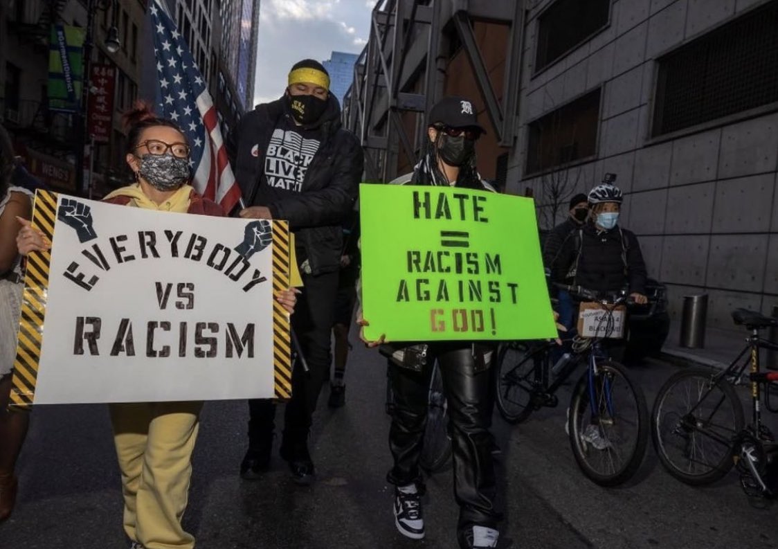 Rihanna wyszła na ulice Nowego Jorku na znak protestu