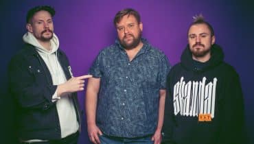 Sebastian Fabijański rozwija „R.A.P.” jako „Rymowaną Anatomię Prawdy”. „To esencja mojego rozumienia rapu”