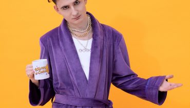 SB Maffija wciąż ma nosa do debiutów! Flint recenzuje płytę Janusza Walczuka