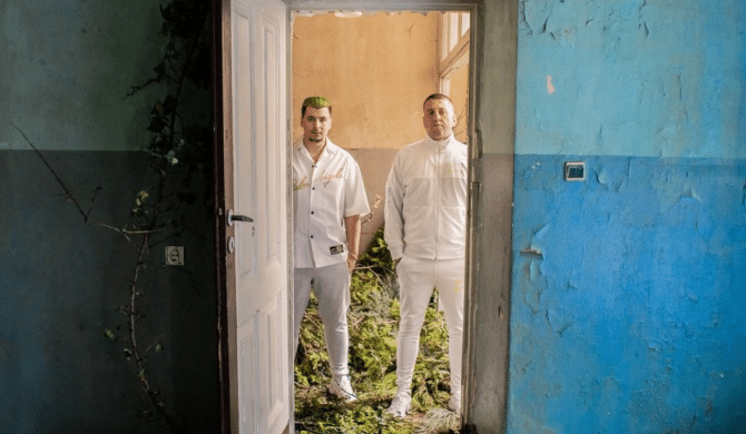 Białas i White 2115 biją rekord szybkości sprzedaży