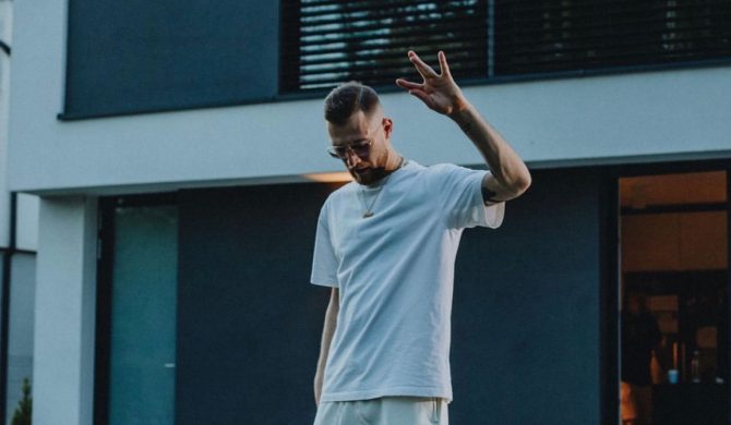 Diho w nowym klipie Bibicia