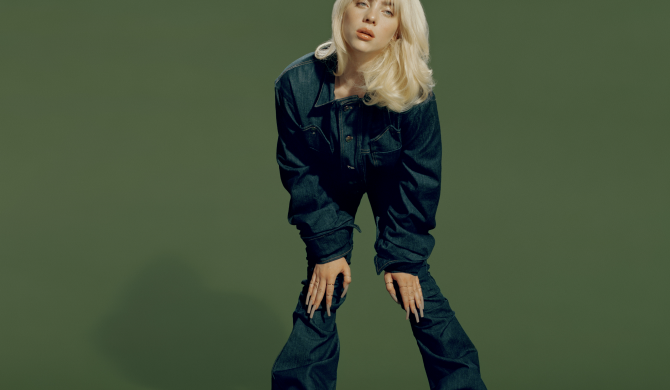 Billie Eilish, Gracie Abrams i inni wskrzeszają Komitet Pierwszej Poprawki z lat 40.