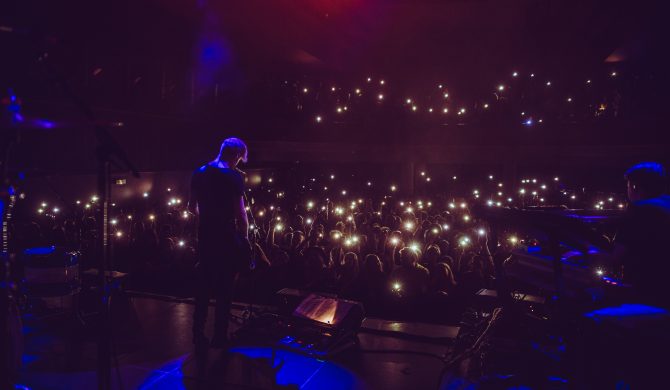 Ørganek z singlem zapowiadającym album stworzony z okazji 77. rocznicy Powstania Warszawskiego