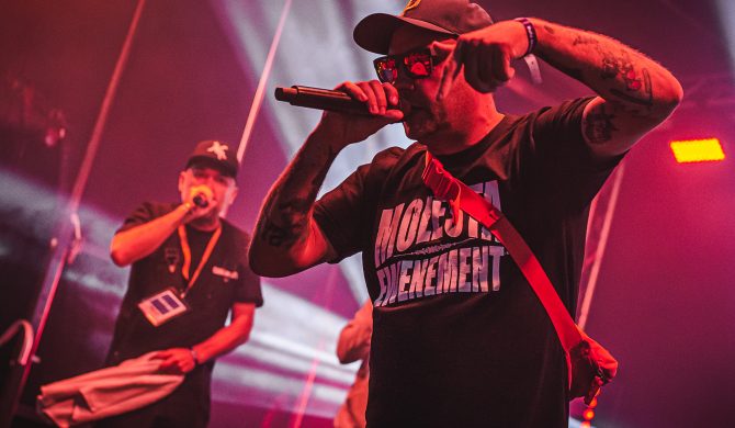 Tanie płyty CD ponownie w Biedronce – zobacz, które tytuły znajdziesz na półkach