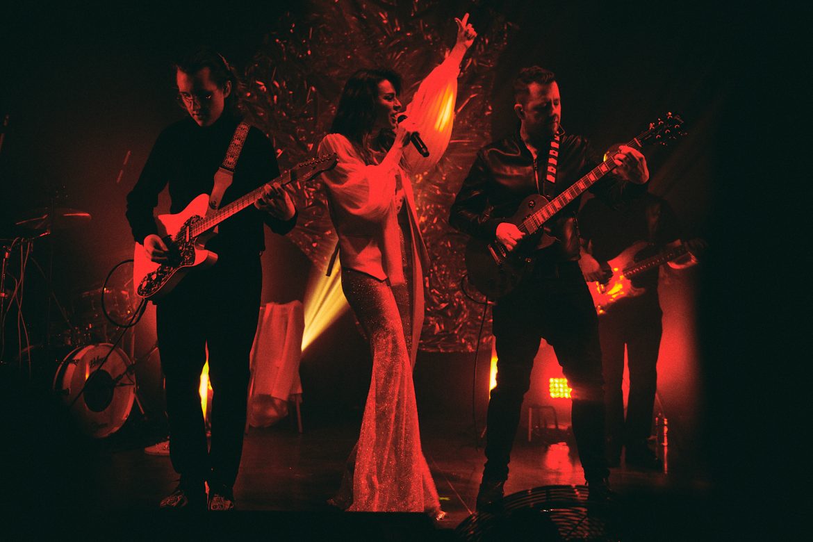 Natasza Urbańska na żywo w Niebie