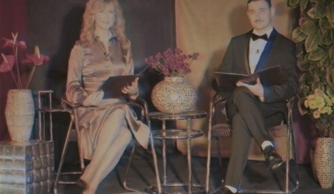 Dawid Podsiadło i Grażyna Torbicka w kapitalny sposób drwią z polityków w Orkiestrowym Koncercie Życzeń