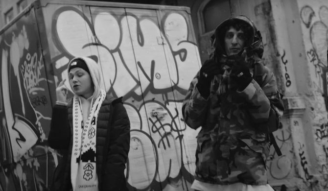 Kosi JWP w nowym klipie Przyłuca