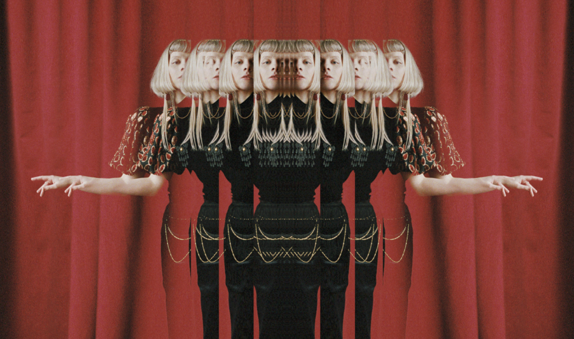 Aurora i jej piętnastu bogów