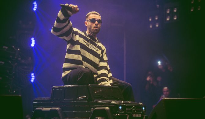 Pamiętasz samochody, którymi Tommy Cash i Quebonafide wjechali na scenę Fest Festivalu? Jeden z nich może być Twój