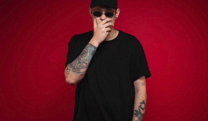 Szymi Szyms wydaje „Brzydkie”