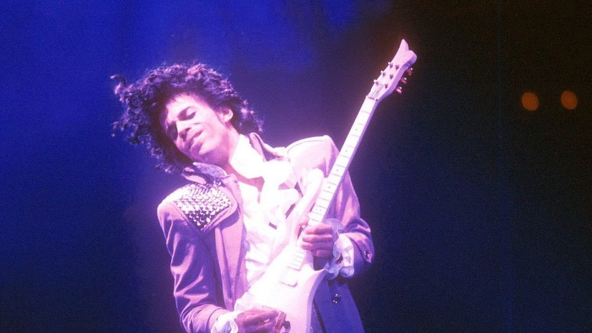 Spadkobiercy Prince’a walczą z twórcami taniego wina Purple Rain