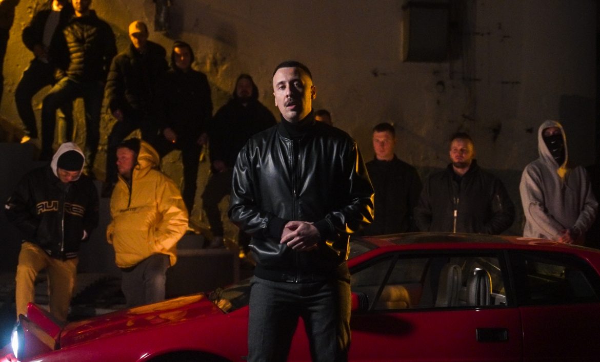 Avi bez Louisa Villaina, za to z Kazem Bałagane