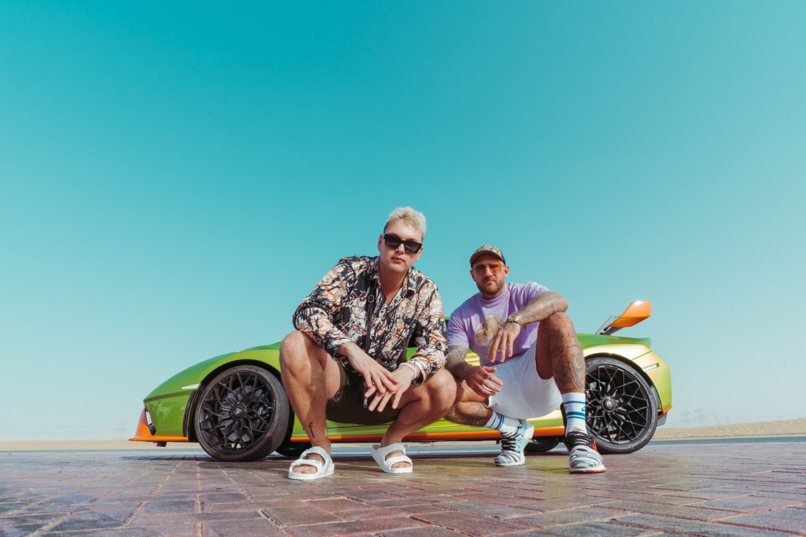 Kizo i Wac Toja lecą po hit lata