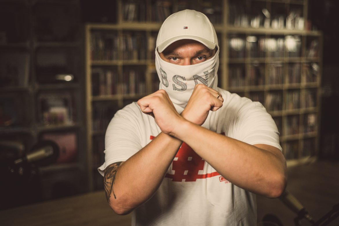 Kafar z mocnym przesłaniem w beefie Bedoesa z Eripe