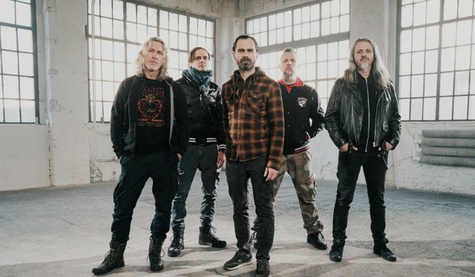 Luxtorpeda z zestawem pieśni bojowych