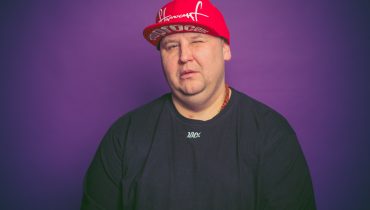 Wini nie czeka na kawałek Tedego i dissuje… całą scenę. „Dawać prawdziwy hip-hop, po imionach i nazwiskach”