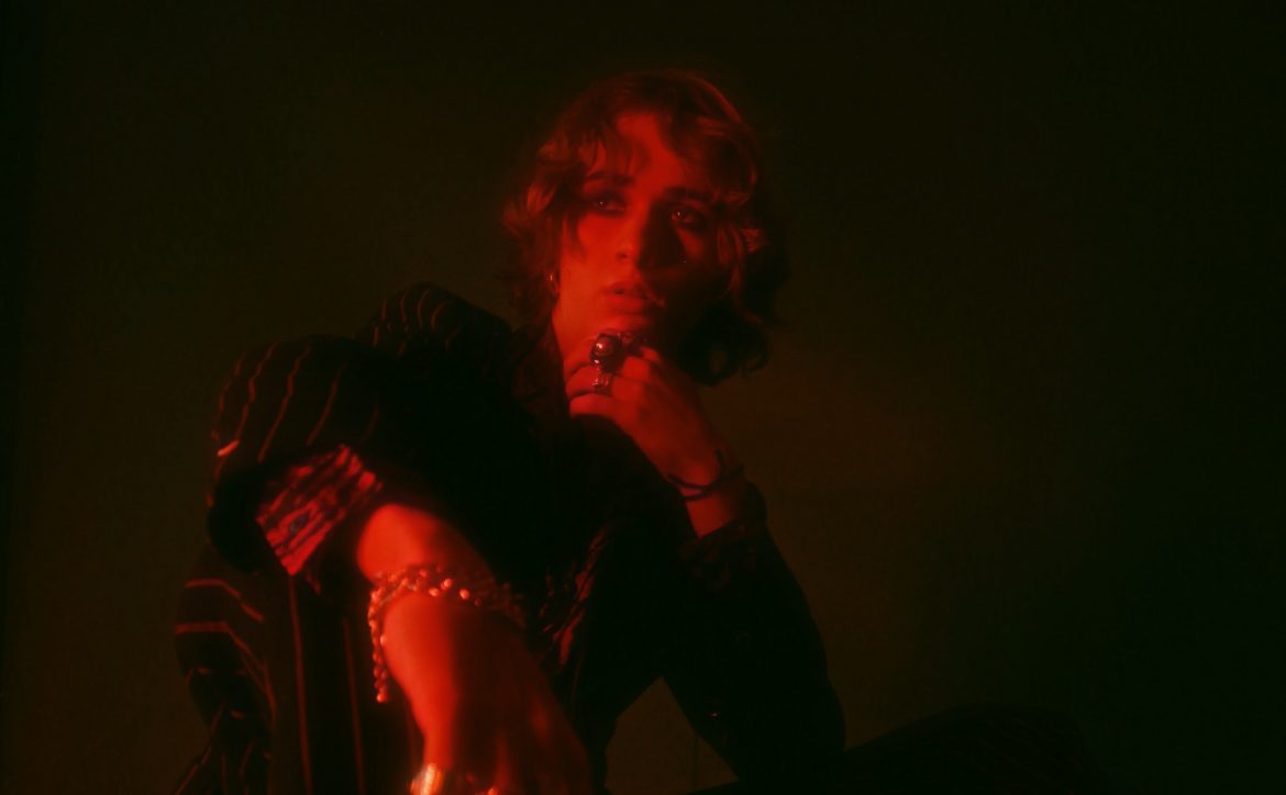 Grzegorz Skawiński w nowym kawałku Stana Zapalnego