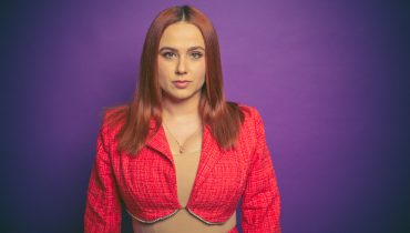 Czy numer AdMy o przemocy domowej jest o Kartkym?