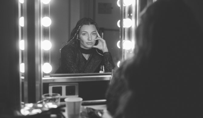 Na backstage’u u Julii Wieniawy przed koncertem na Orange Warsaw Festival (Foto: P. Tarasewicz)