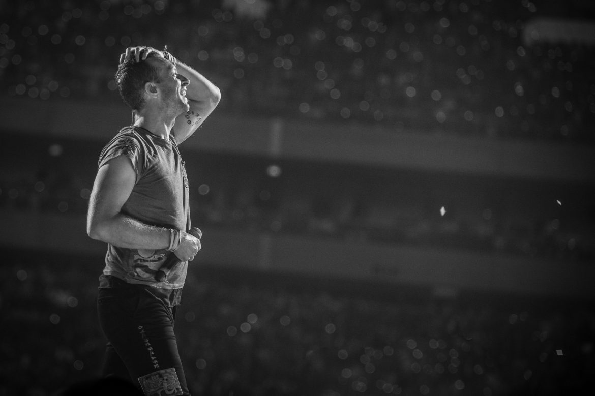 Chris Martin z Coldplay dzieli się sposobami na walkę z depresją: „Pomaga mi to przetrwać”