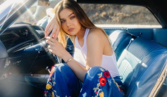 Hailee Steinfeld i Anderson .Paak w singlu „Coast”