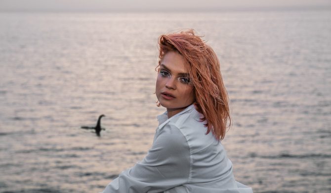 Margaret zaskakuje najnowszym singlem “Niespokojne morze”