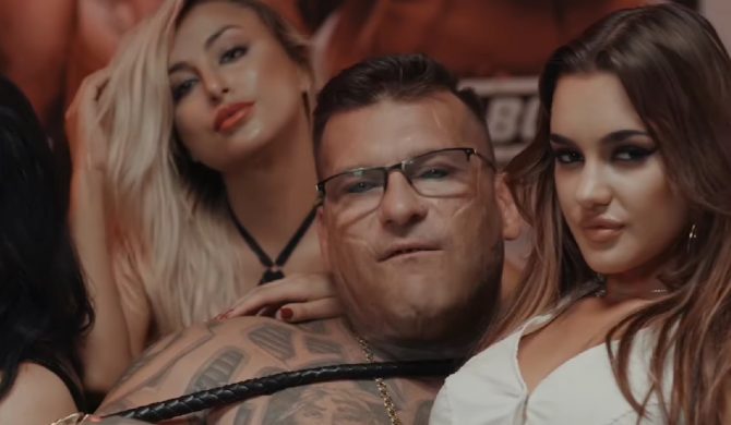 „Gromda to świat prawdziwych chłopów z jajami, a nie jakichś p****si na Instagramie” – Popek w nowym spocie federacji
