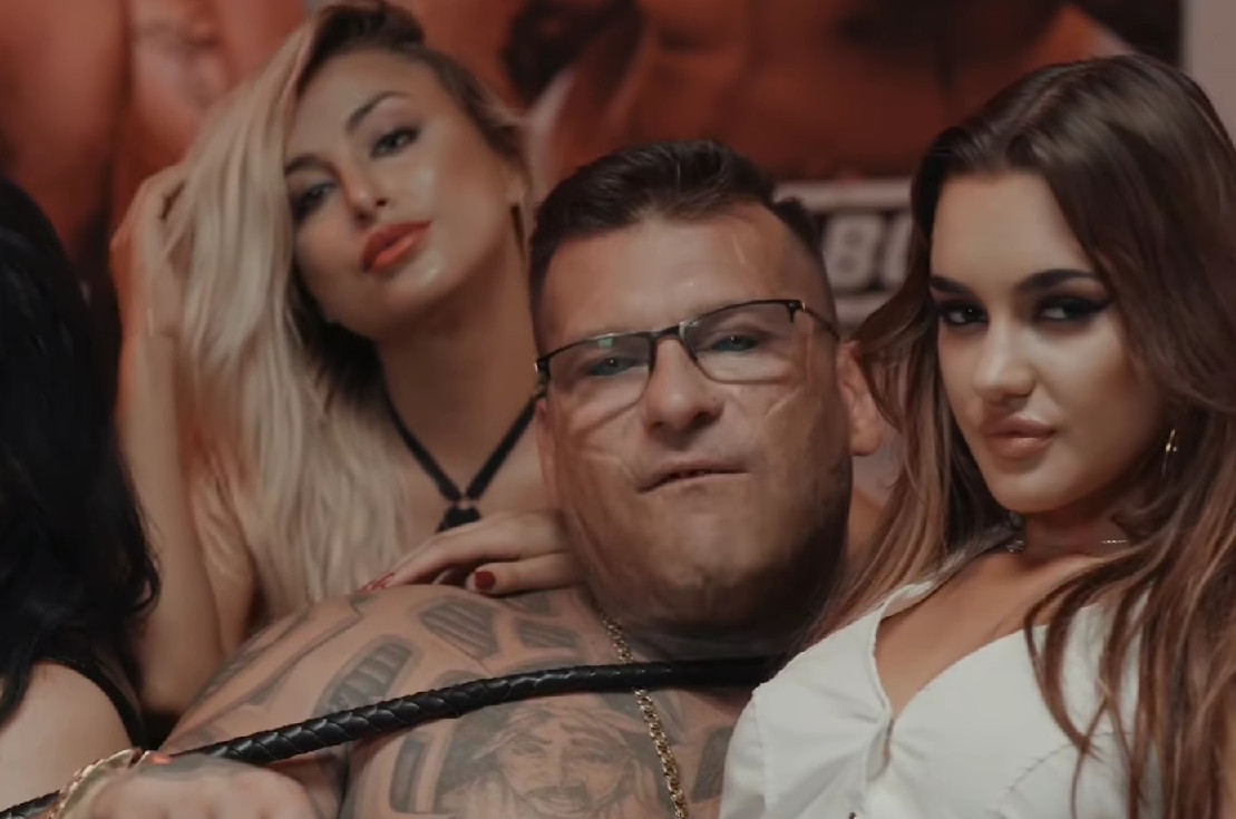 „Gromda to świat prawdziwych chłopów z jajami, a nie jakichś p****si na Instagramie” – Popek w nowym spocie federacji
