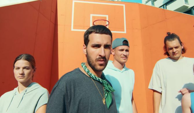 Igo z kapitalnym singlem „Better Be Alive”