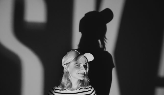 Kaśka Sochacka w kapitalnej interpretacji kawałka Łony i Webbera