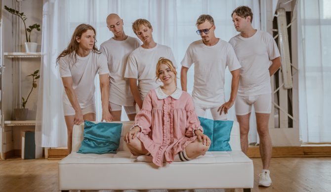 Przed tygodniem klip z Jakubem Grabowskim, dziś nowa epka – Marie nie zamierza się zatrzymywać