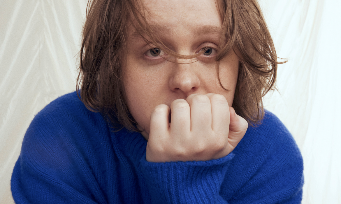 Lewis Capaldi z nowym singlem „Forget Me”