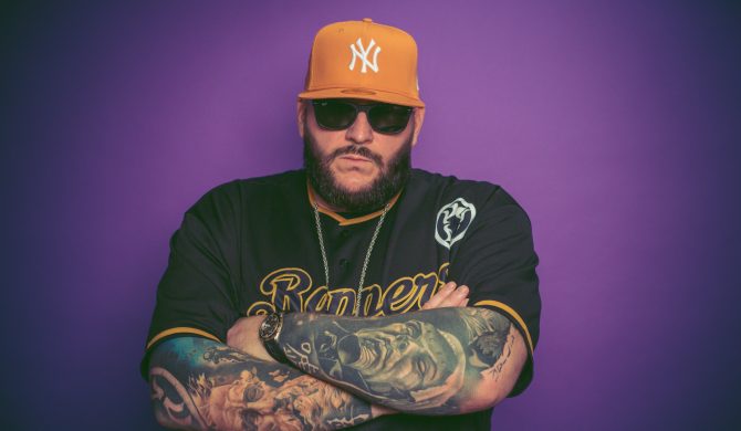 Kasta: „Już nie potrzebuję poklasku i nie czuję się kimś, kto powinien komukolwiek coś radzić z własnych kanałów”