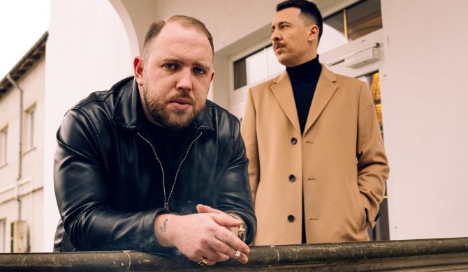 Louis Villain i Avi gotują „SOS”