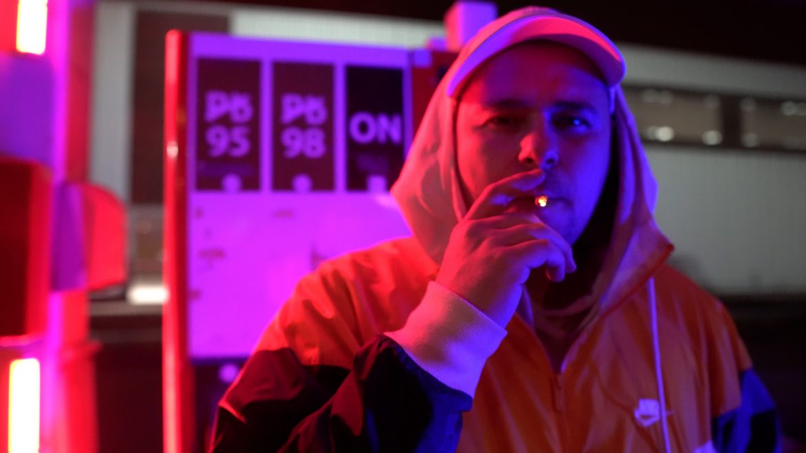 Diox wyśmiewa Palucha. „Dlatego nie nagrywam na siłę, bo nie chcę robić takiego ścierwa”