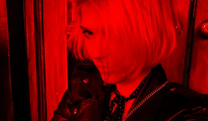 Twórczość Darii Zawiałow w wersji demo oraz deluxe. Artystka dzieli się kolejnymi niespodziankami