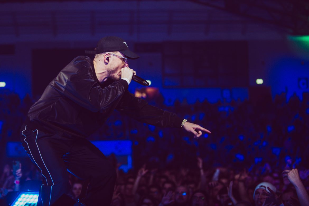 Krzy Krzysztof pije w samotności, Alberto wskazuje najlepszych Polaków – raperzy reagują na porażkę z Holandią