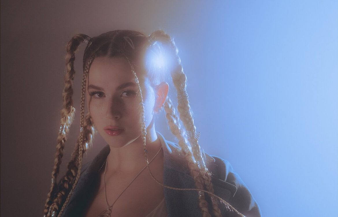 Roxie Węgiel wspomina trudne początki swojej kariery: „Patrzyli na mnie jak na produkt”