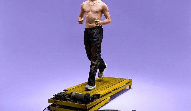 Dużo pracy, mało swobody. Recenzujemy płytę „Jan Walczuk”